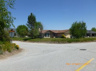 29981 Pinedale Dr, Tehachapi, CA 93561
