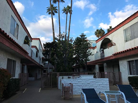 2nd image of 1146 E Lexington Dr Unit 114
