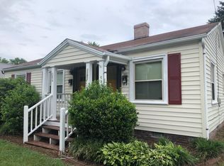 1272 21st St NE, Hickory, NC 28601