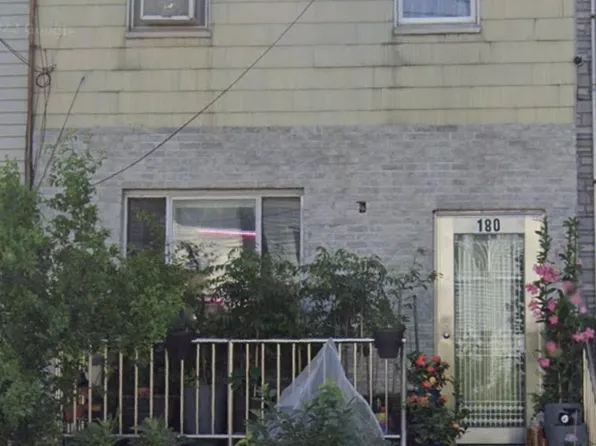 180 Tonnelle Ave, Jersey City, NJ 07306