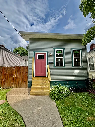 1226 Hull St Photo 1