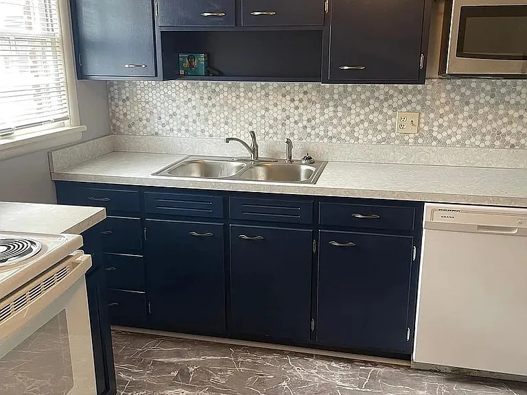 2712 Riedling Dr #2 — Photo 10