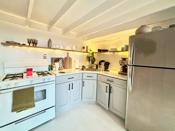 248 McKibben St APT 4R