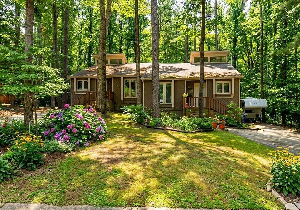 1st image of 5513 Kaplan Dr