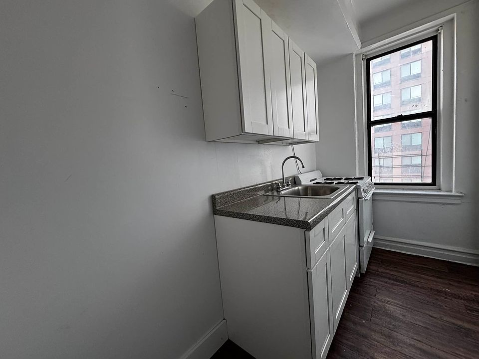 1st image of 55 E 21st St APT 5D