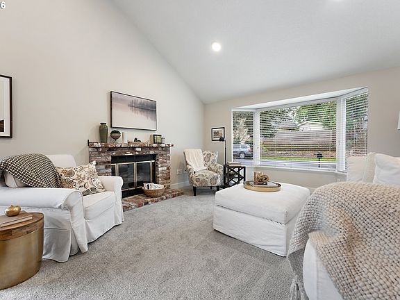 2nd image of 9711 SW Arikara Dr