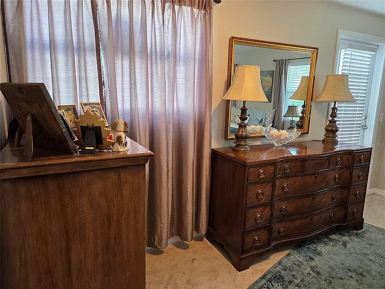 3157 Goldenrod St #B — Photo 13