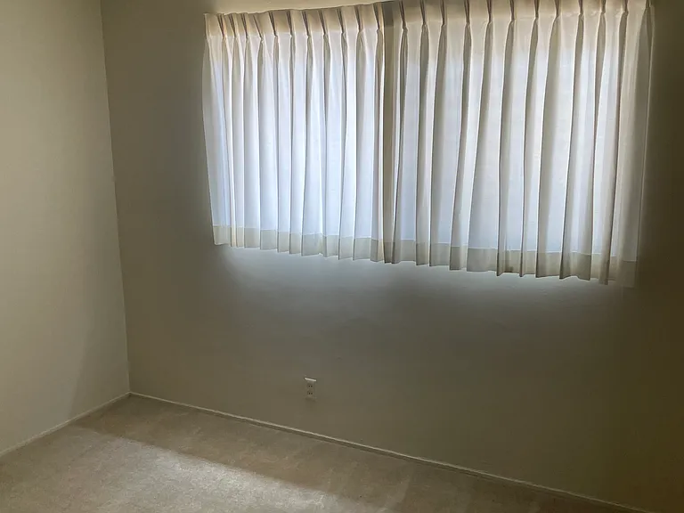 Foothill Terrace — Photo 11