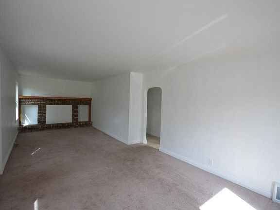 4th image of 55988 State Road 15
