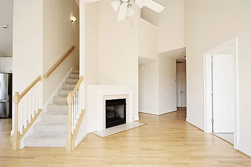 1052 Glenwood Station Ln #201 Photo 1