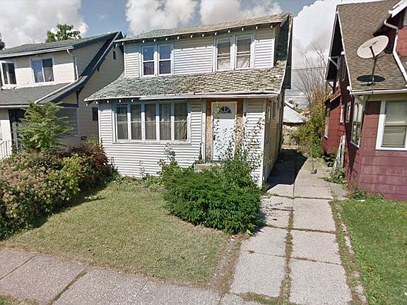 2nd image of 496 E Amherst St