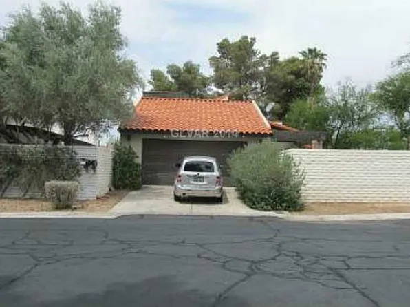 5111 Tennis Court St E, Las Vegas, NV 89120