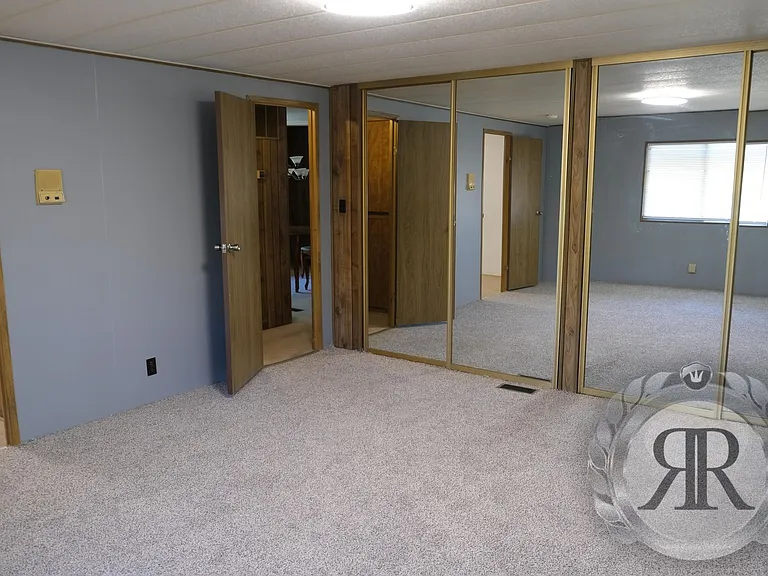 11605 Stump Rd — Photo 19