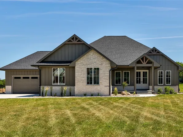 11173 NW 108th Ct, Granger, IA 50109