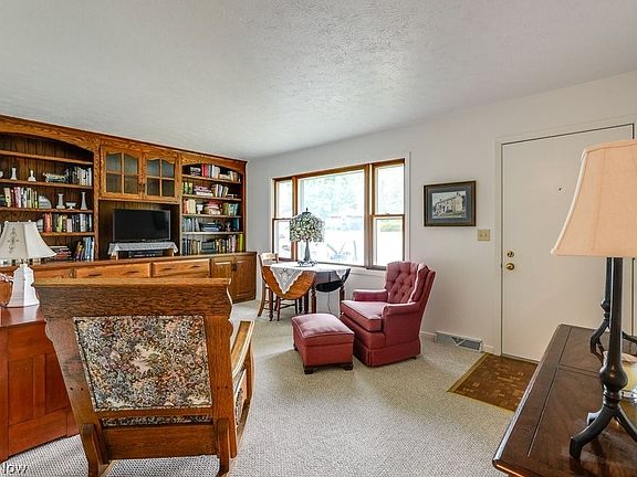 4th image of 862 Ashwood Dr