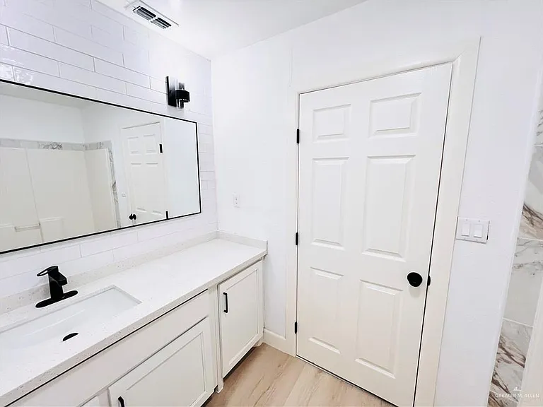 1905 Tierra Linda Cir W — Photo 10