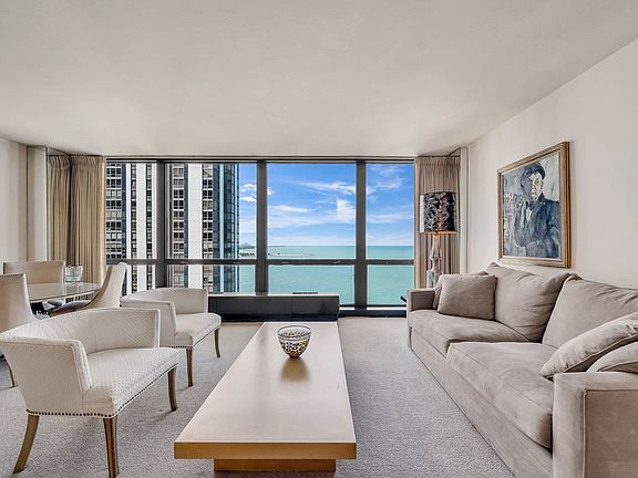 3rd image of 900 N Lake Shore Dr APT 2113