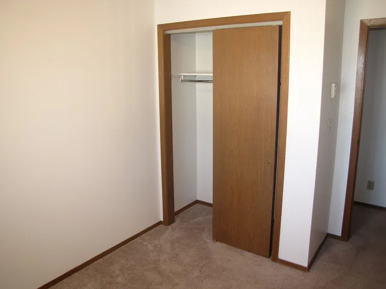 Old West Apartments — Photo 5