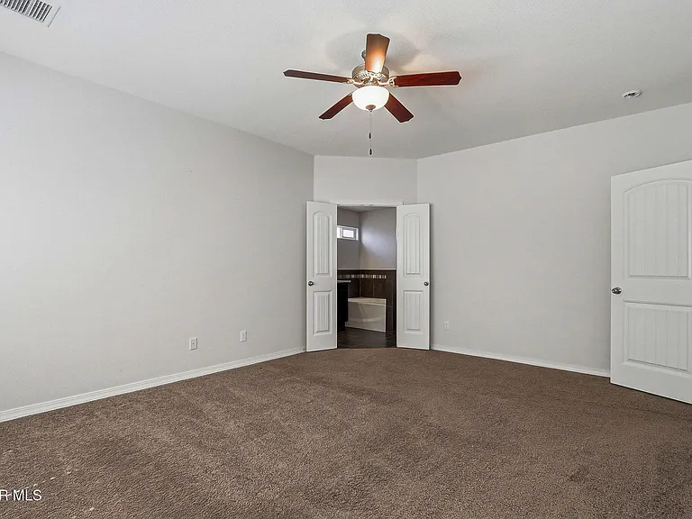 11381 Bullseye St — Photo 29
