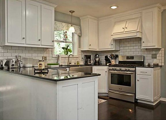 3rd image of 2907 W Blue Hill Dr