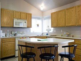 3rd image of 6522 Castleford Dr