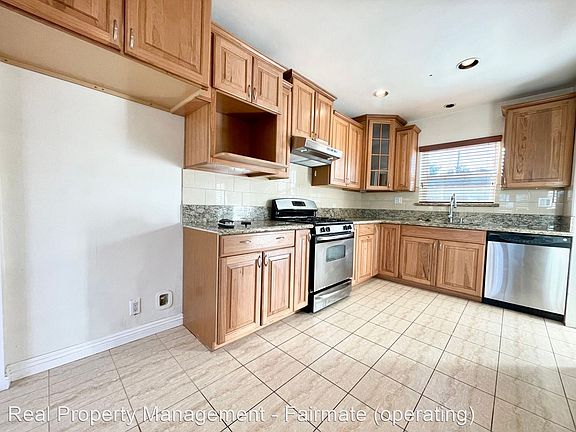 5th image of 2617 Delco Ave