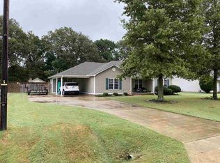 240 Benjamin Dr, Dyersburg, TN 38024
