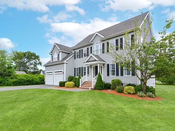 3 Windcrest Ln, Millis, MA 02054