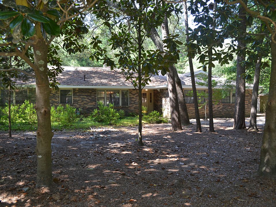 1st image of 115 Teresa Ct