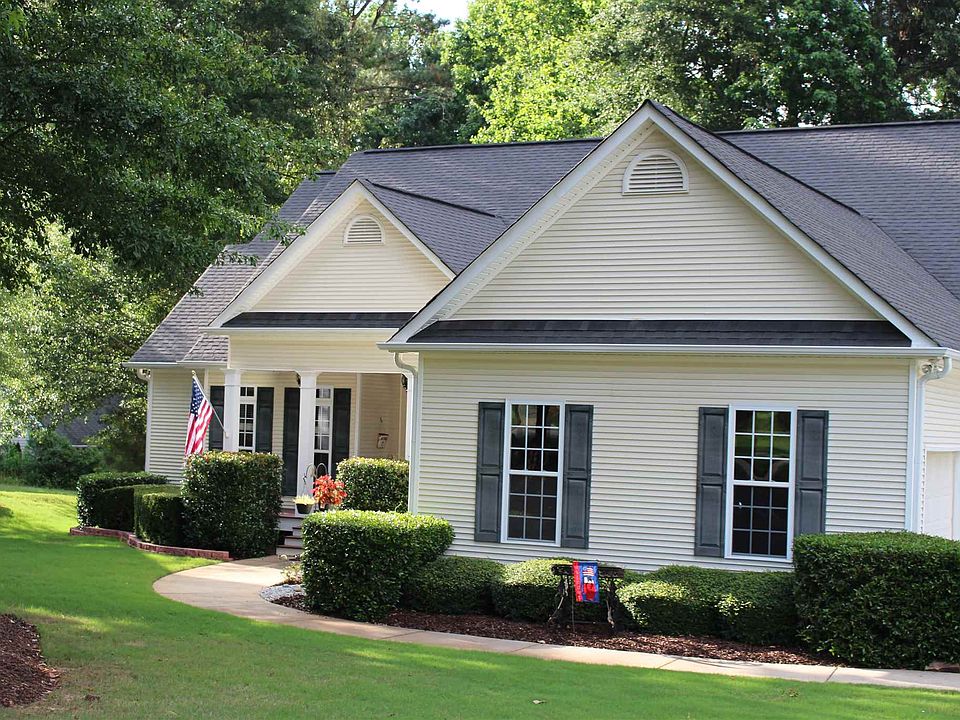 1st image of 220 Ryans Ct
