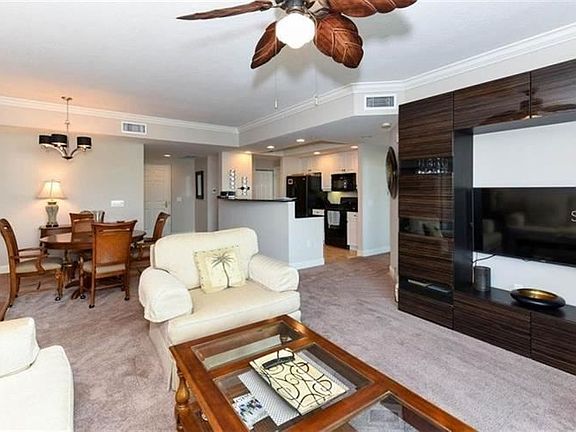 3rd image of 800 N Tamiami Trl Unit 410