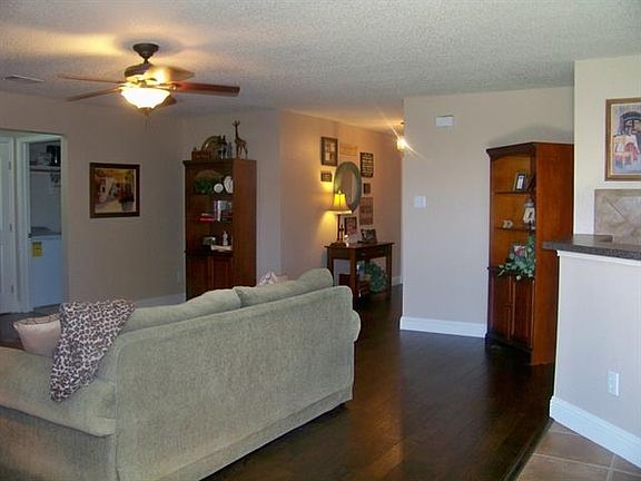 4th image of 9801 Thomas Jefferson Dr