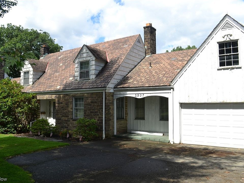 1st image of 3907 Palisades Dr