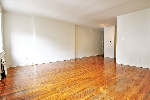 Rented by JK Dansar Corp | media 15