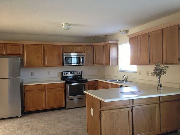 2nd image of 7770 Hathaway Park Ct