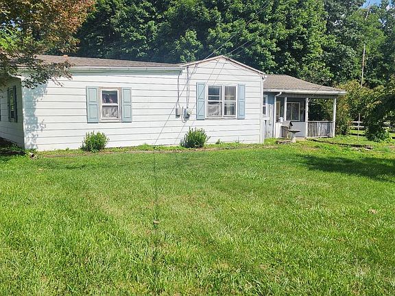2nd image of 9 Clear Spring Rd