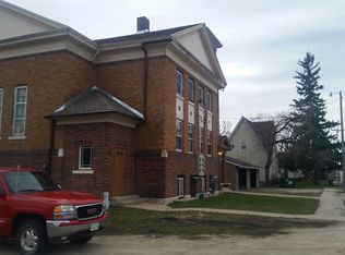 106 N 1st St, Fertile, IA 50434