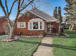 720 Russet St, Racine, WI 53405