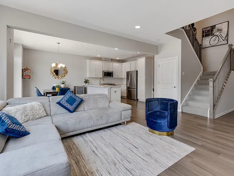 3S514 Barkley Ave — Photo 7