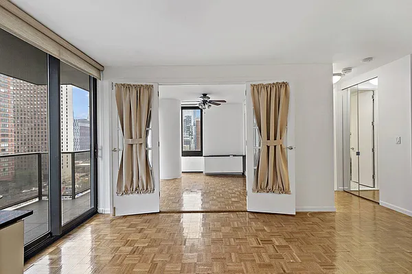 Rented by Compass | media 9