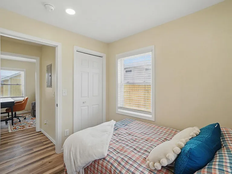 5421 Alger Dr — Photo 23