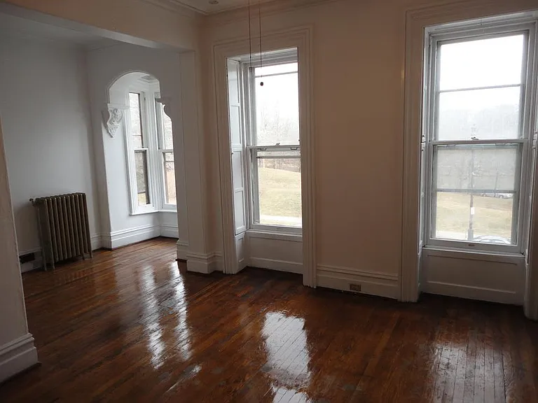 602 Madison Ave #2 — Photo 3