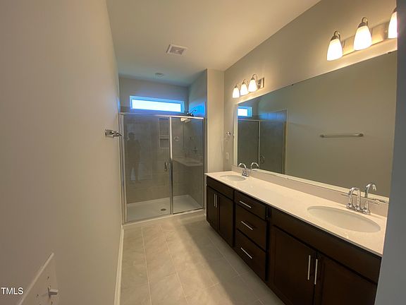 5th image of 1054 Westerland Way #219