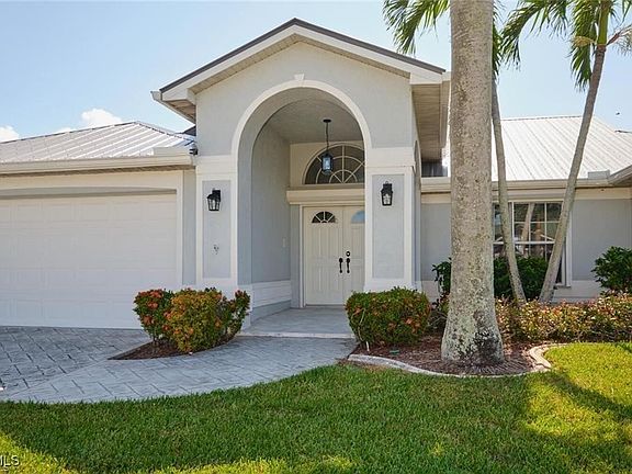 2nd image of 5507 SW 14th Pl #5507