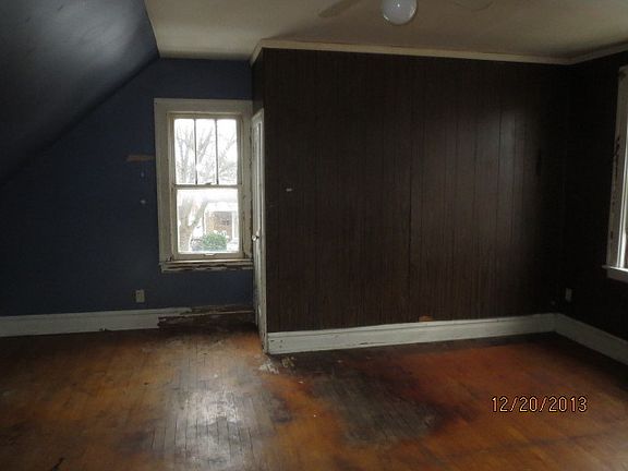 5th image of 1328 Gunderson Ave