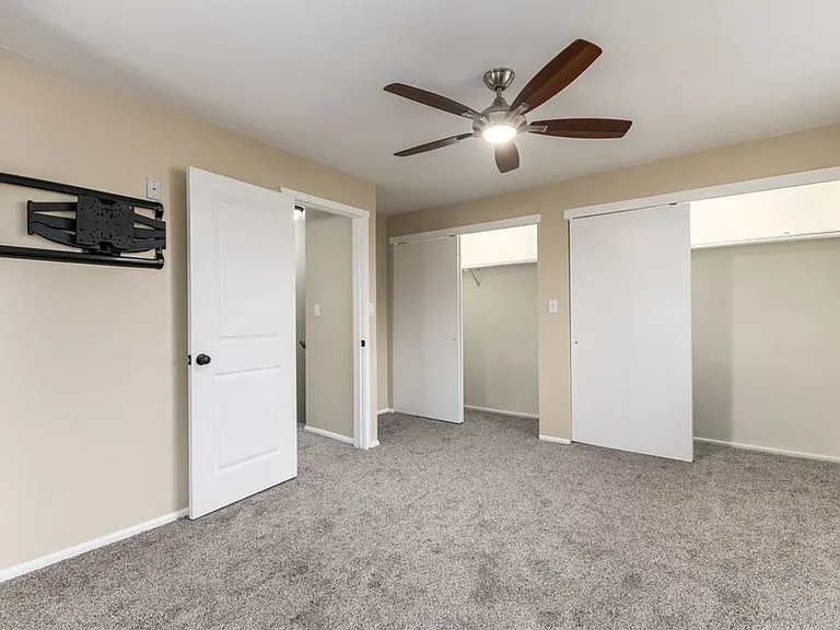 3848 S 400 E — Photo 11