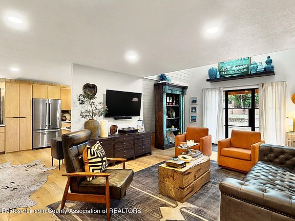 4th image of 133 Mulligan Dr