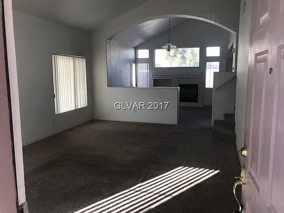 5th image of 702 Gritty Garnet Ave