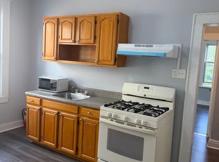 25 Underwood St #2R, Newark, NJ 07106