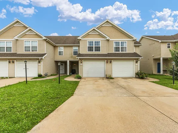 3413 Stoneway Ct, Champaign, IL 61822